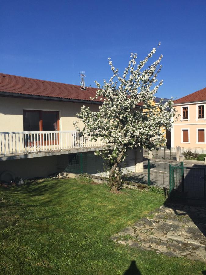 Maison entière au pied du plateau du retord 2 chambres SDB - Vouvray Ochiaz Extérieur photo